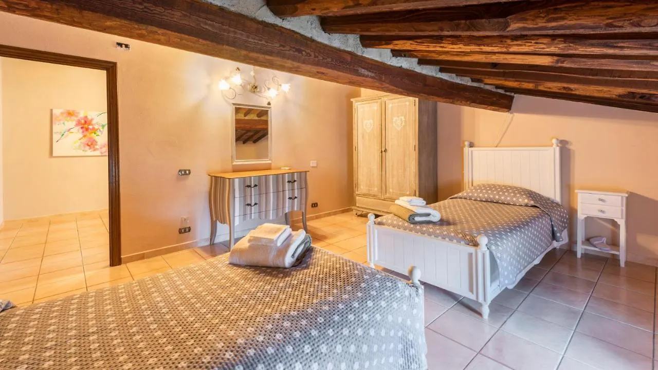 Villa Leone 12&2, Emma Villas San Gennaro  0*, San Gennaro (Lucca) Italy